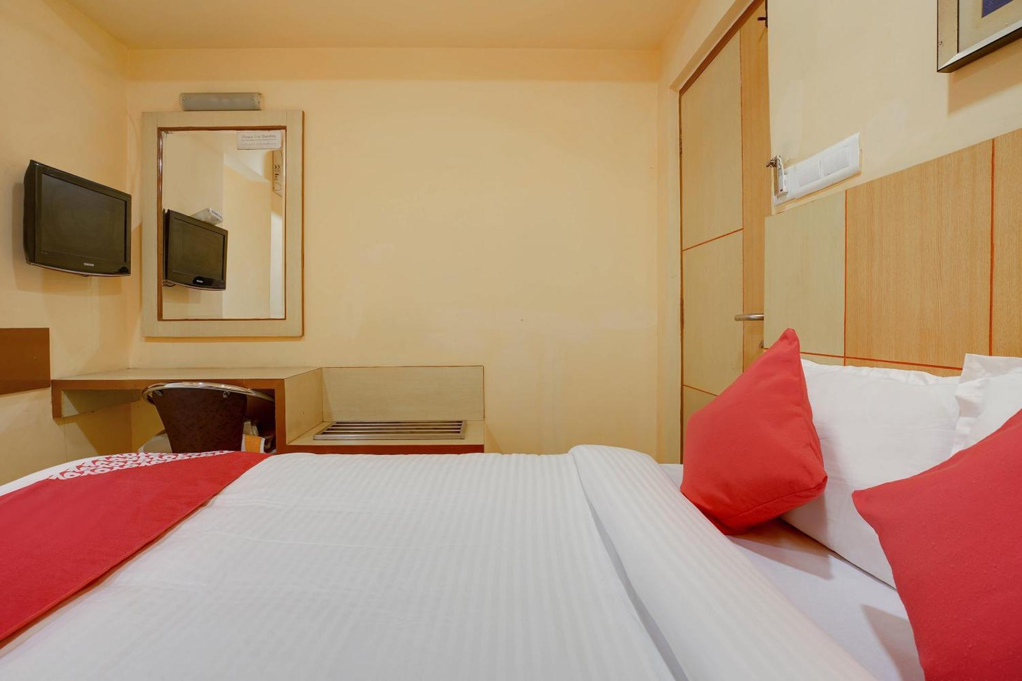 Hotel O Shanta Residency Lodge Sururnagar Eksteriør bilde